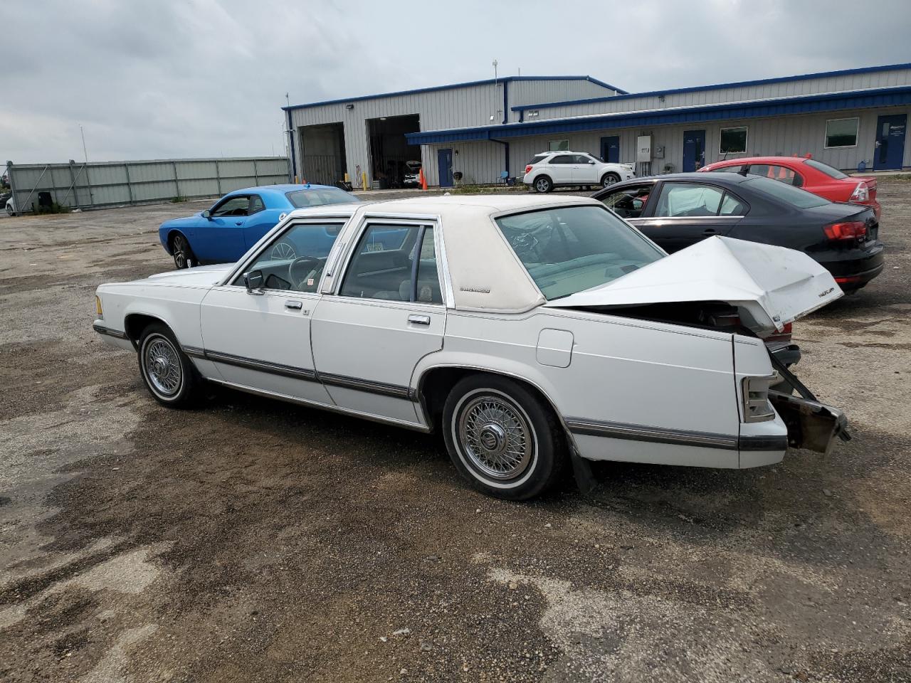 1989 Mercury Grand Marquis Gs VIN: 2MEBM74F0KX705307 Lot: 64200304