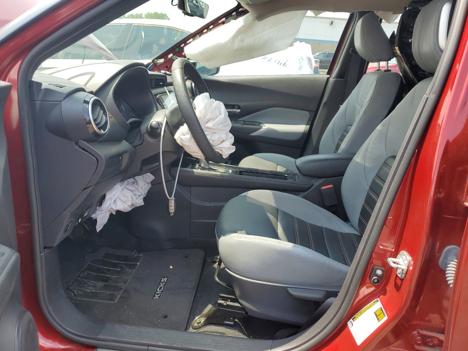 3N1CP5DV6ML548639 2021 Nissan Kicks Sr