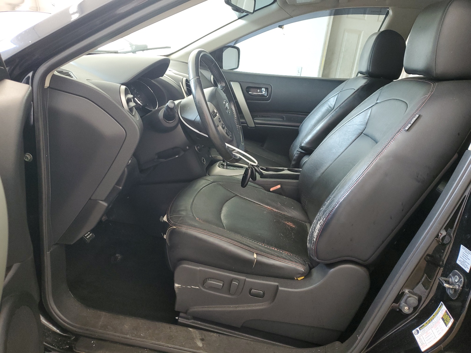 JN8AS5MV8BW280790 2011 Nissan Rogue S