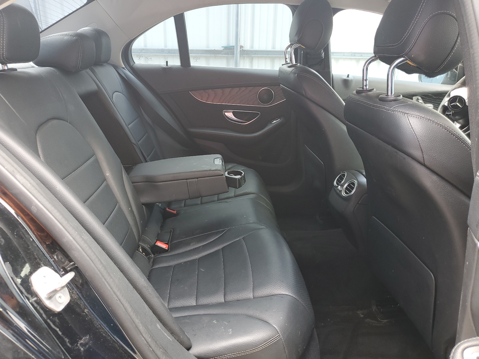 55SWF4JB0GU170725 2016 Mercedes-Benz C 300