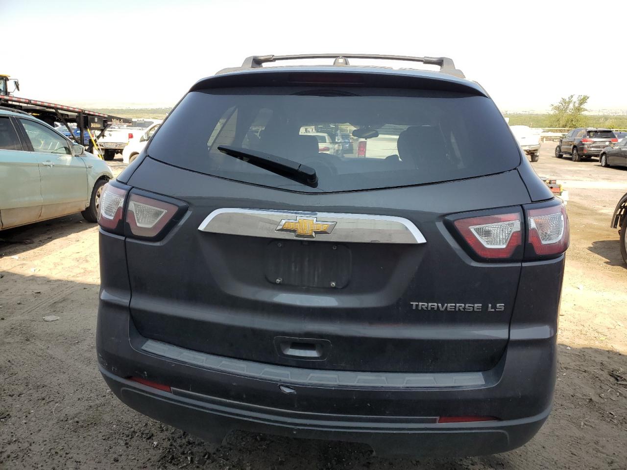 2016 Chevrolet Traverse Ls VIN: 1GNKRFED6GJ243157 Lot: 64924574