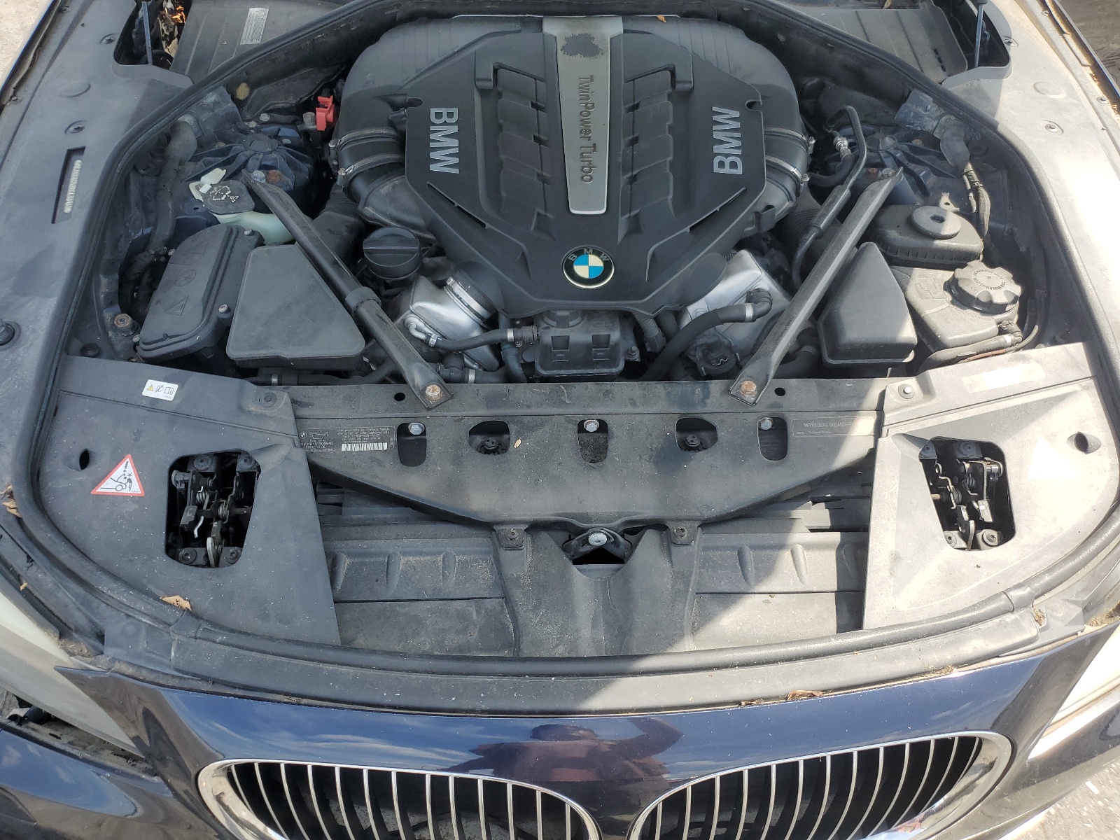 WBAKC8C52BC433131 2011 BMW 750 Lxi