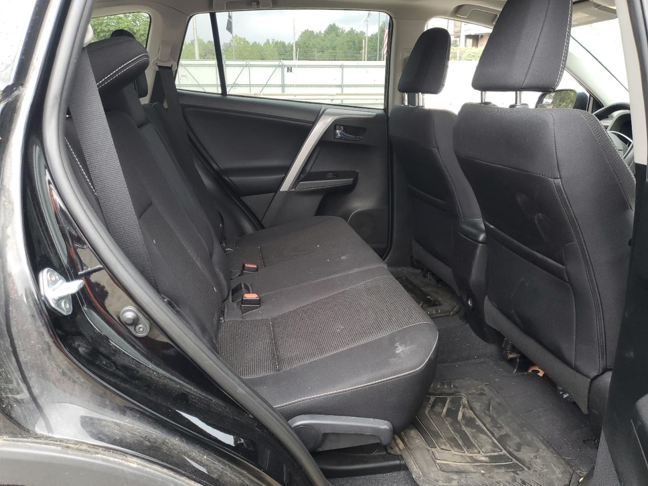 2017 Toyota Rav4 Xle VIN: 2T3RFREV8HW657862 Lot: 64816644