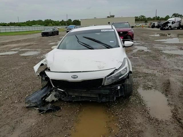 2017 Kia Forte Lx VIN: 3KPFK4A77HE122493 Lot: 63256054