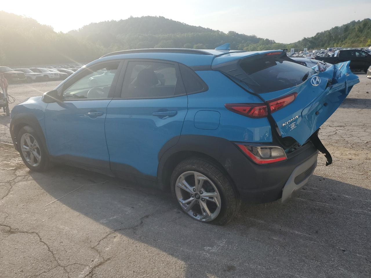 KM8K6CAB5PU953228 2023 HYUNDAI KONA - Image 2