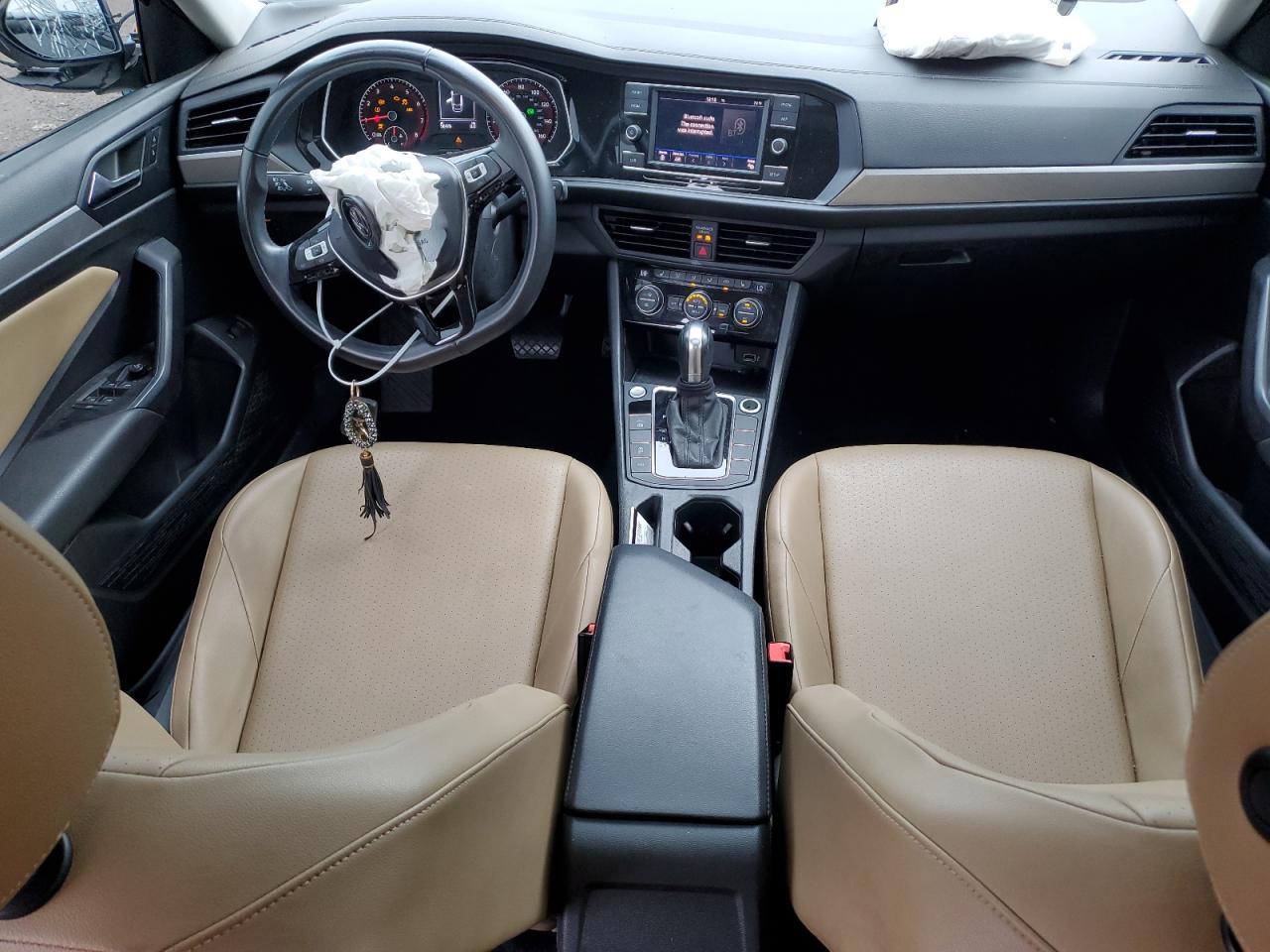 2019 Volkswagen Jetta - Image 8