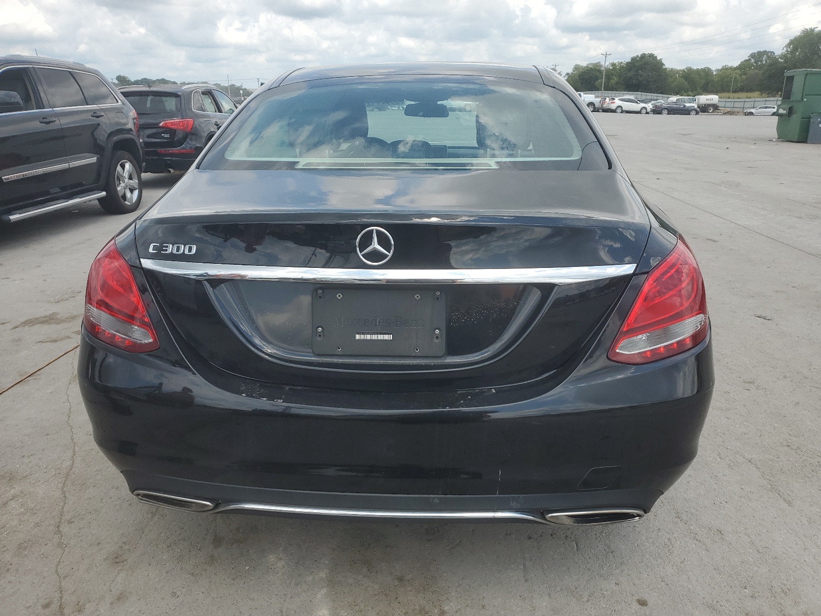 55SWF4JB9HU233032 2017 Mercedes-Benz C 300