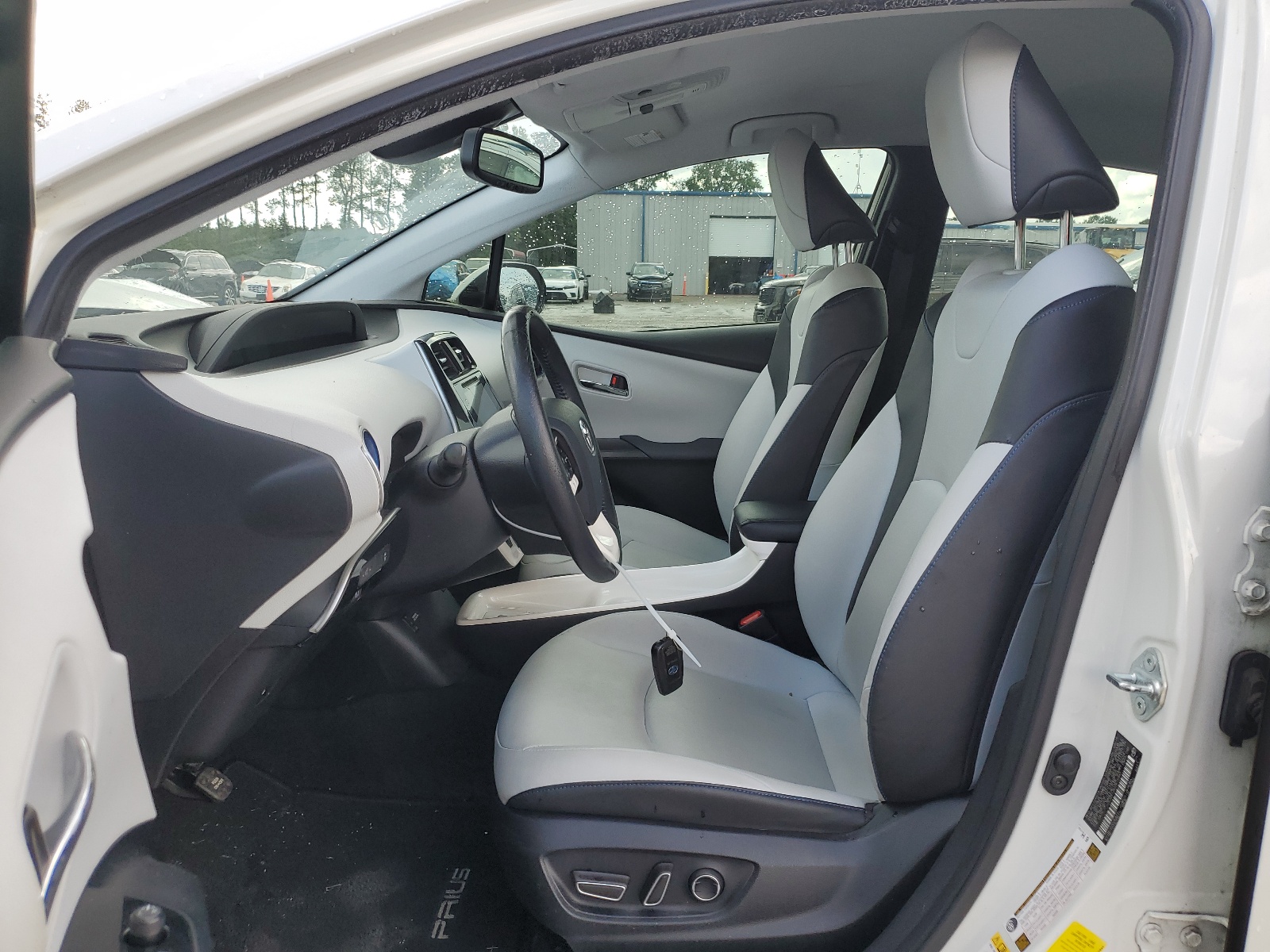 JTDKARFU8G3515941 2016 Toyota Prius