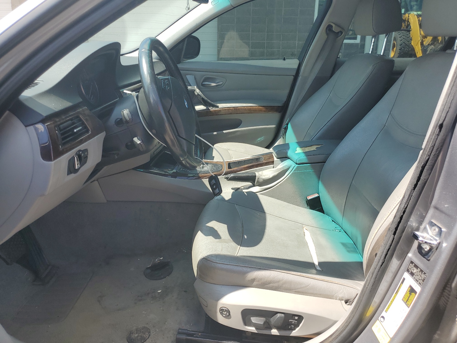 WBAPH77549NM45128 2009 BMW 328 I