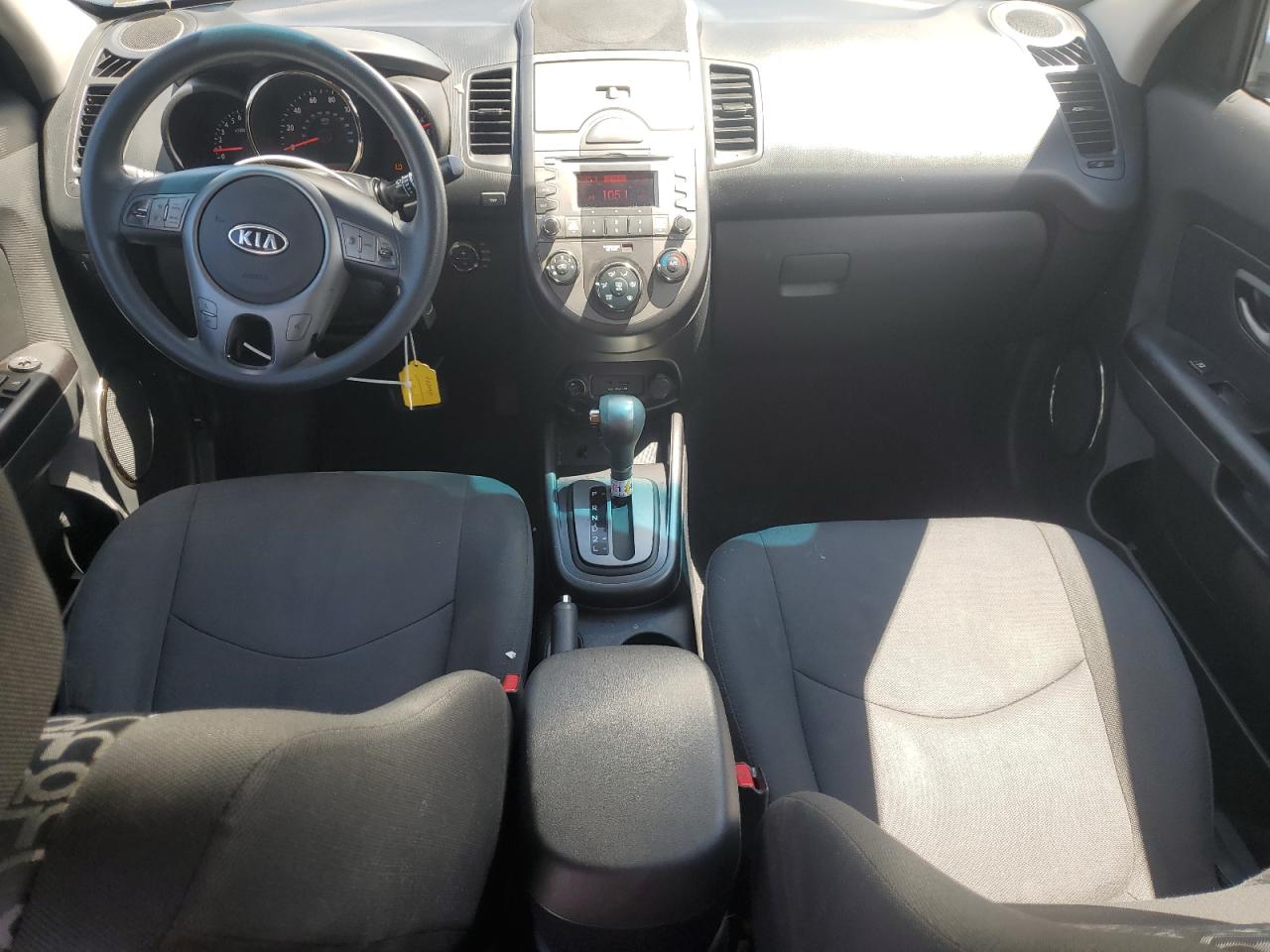 2010 Kia Soul + VIN: KNDJT2A24A7113935 Lot: 61489814