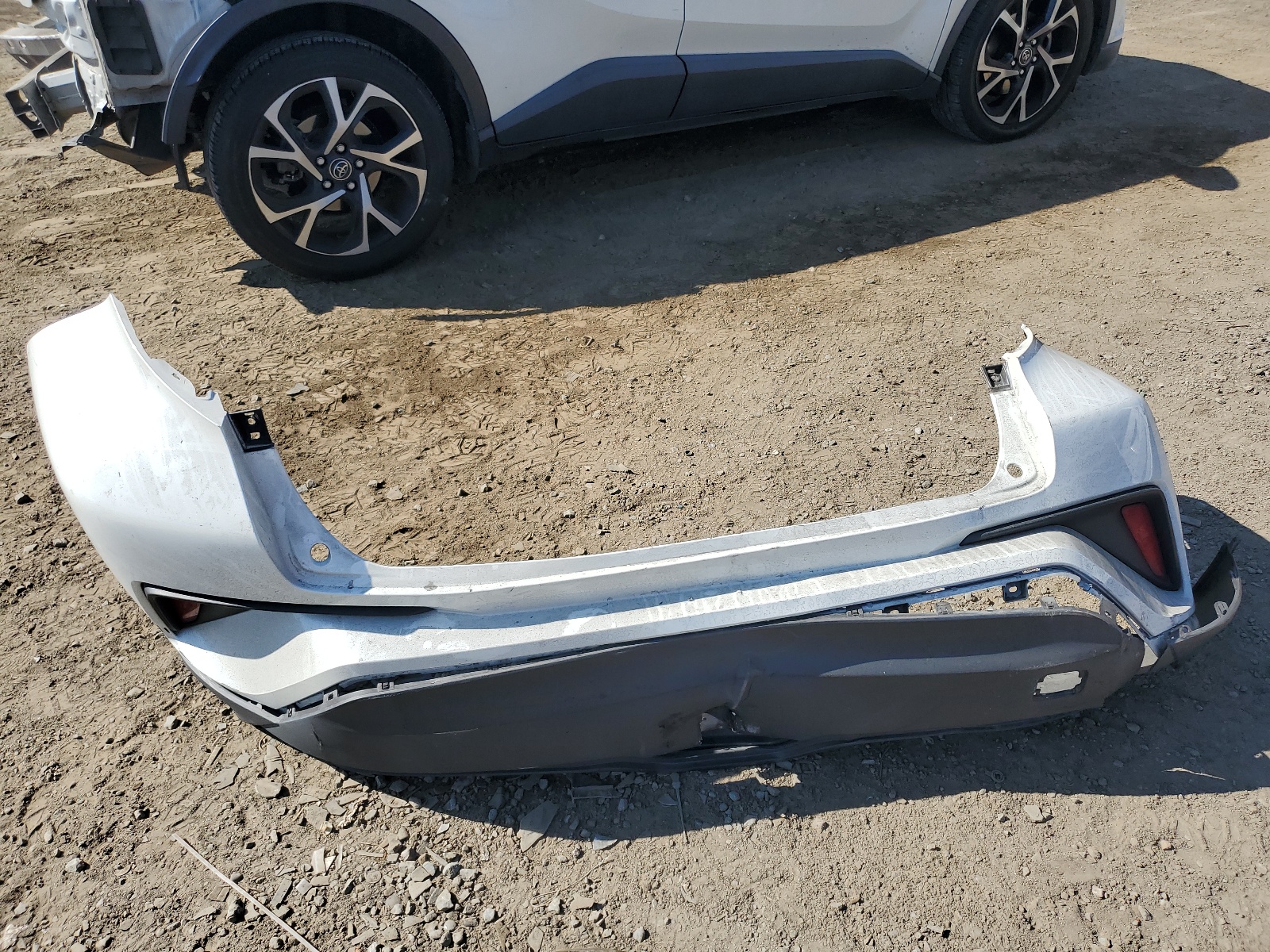 NMTKHMBX7JR057117 2018 Toyota C-Hr Xle