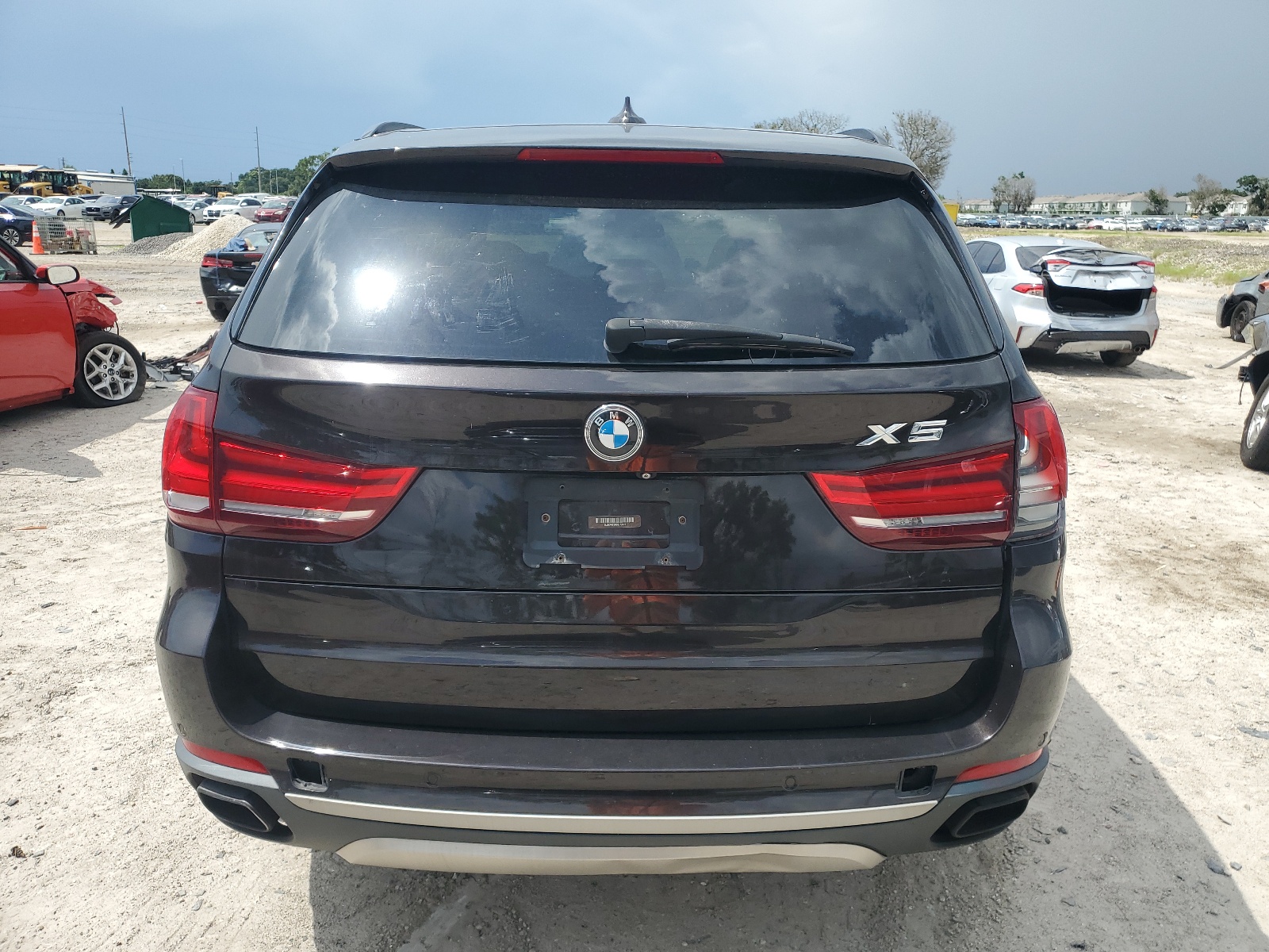 2014 BMW X5 xDrive50I vin: 5UXKR6C50E0J73628