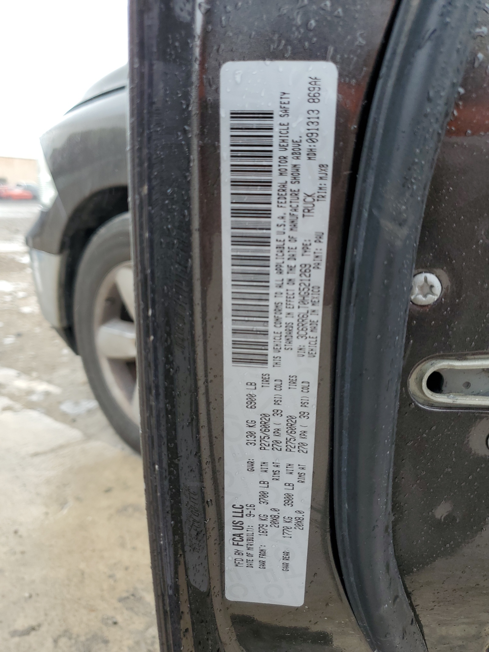 3C6RR6LT0HG521269 2017 Ram 1500 Slt