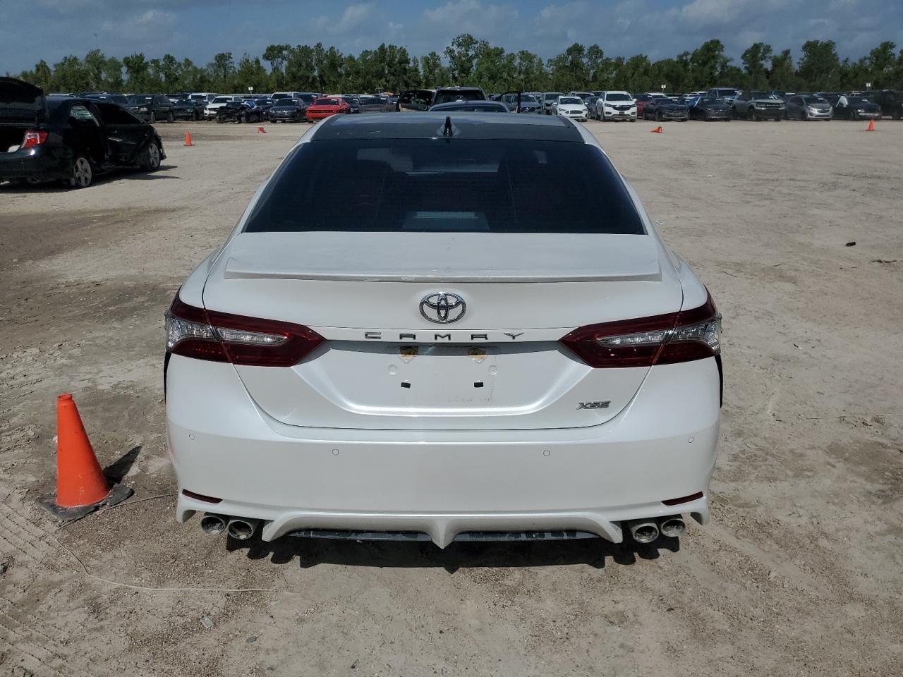 4T1B61HK1KU707568 2019 Toyota Camry Xse