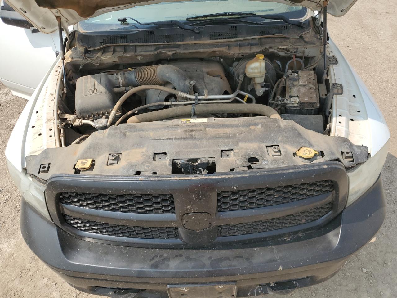 2015 Ram 1500 St VIN: 3C6JR7DTXFG589514 Lot: 62497504