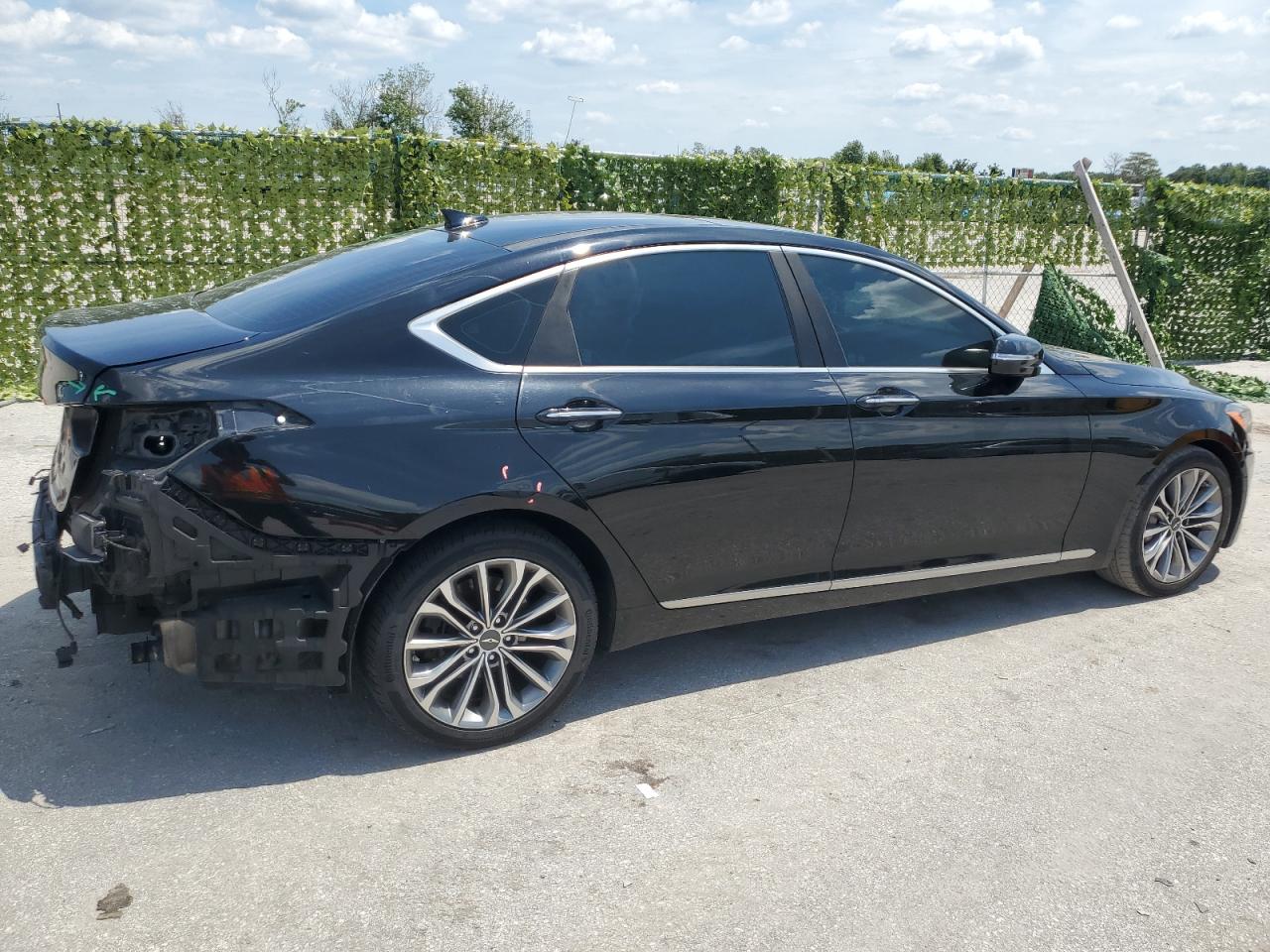 2015 Hyundai Genesis 3.8L VIN: KMHGN4JE0FU052078 Lot: 62831394