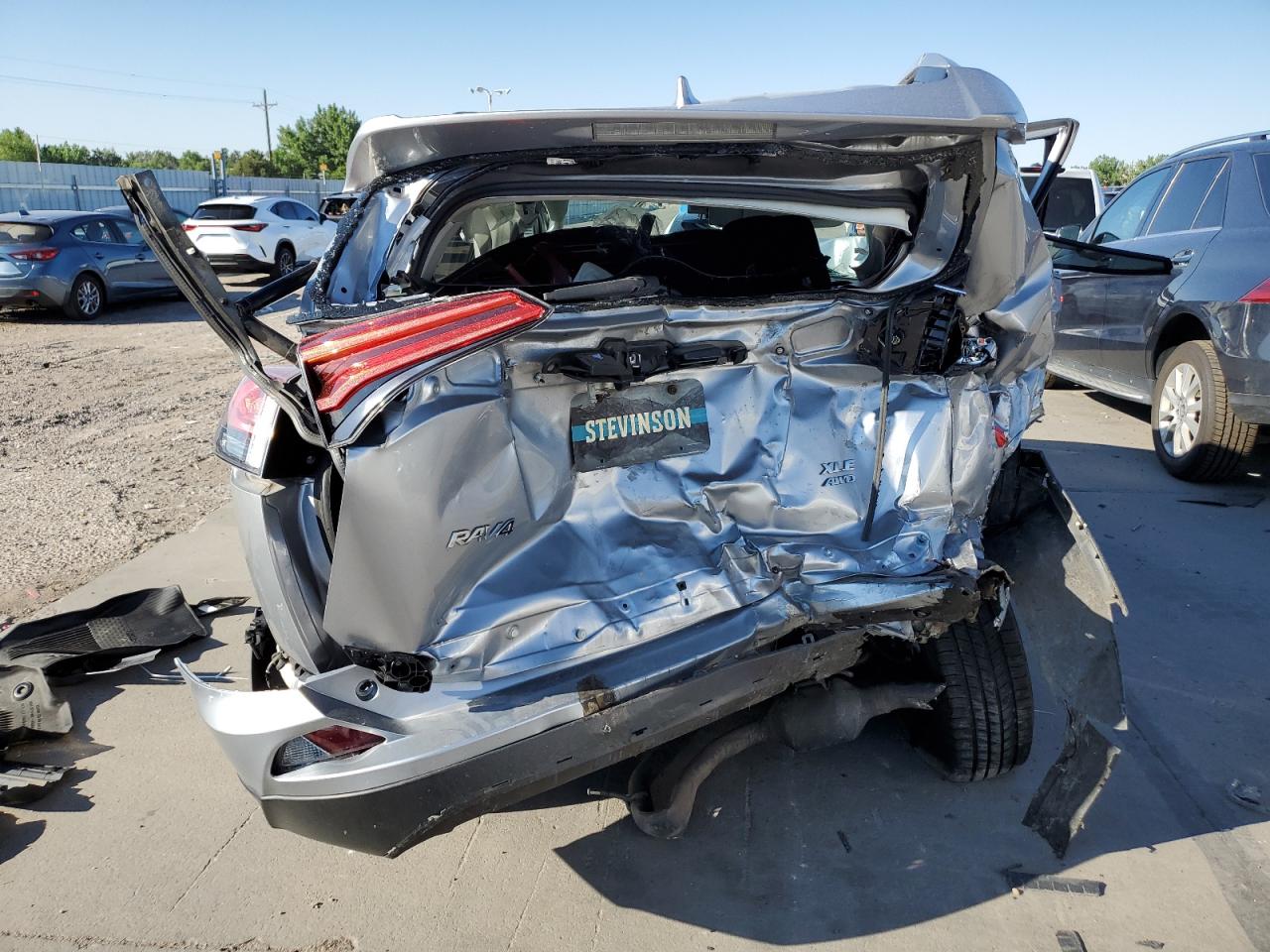 2016 Toyota Rav4 Xle VIN: 2T3RFREV5GW431793 Lot: 62241554