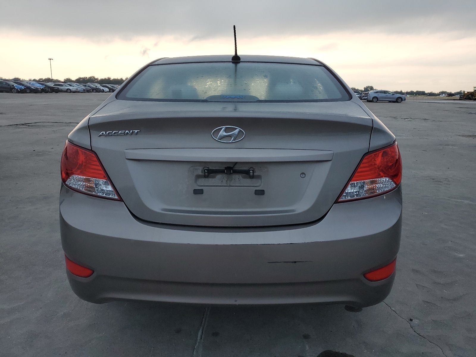 KMHCT4AE2EU760805 2014 Hyundai Accent Gls