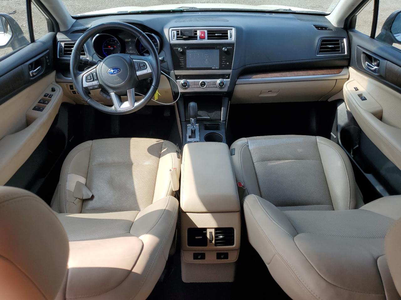 2016 Subaru Outback 3.6R Limited VIN: 4S4BSEJC5G3215421 Lot: 62675994