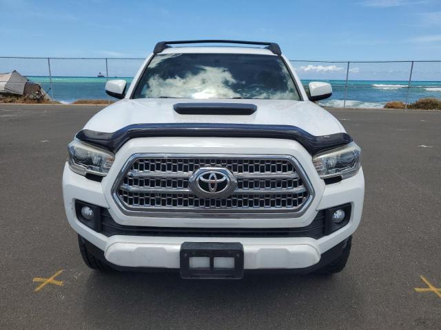  TOYOTA TACOMA 2016 Белый