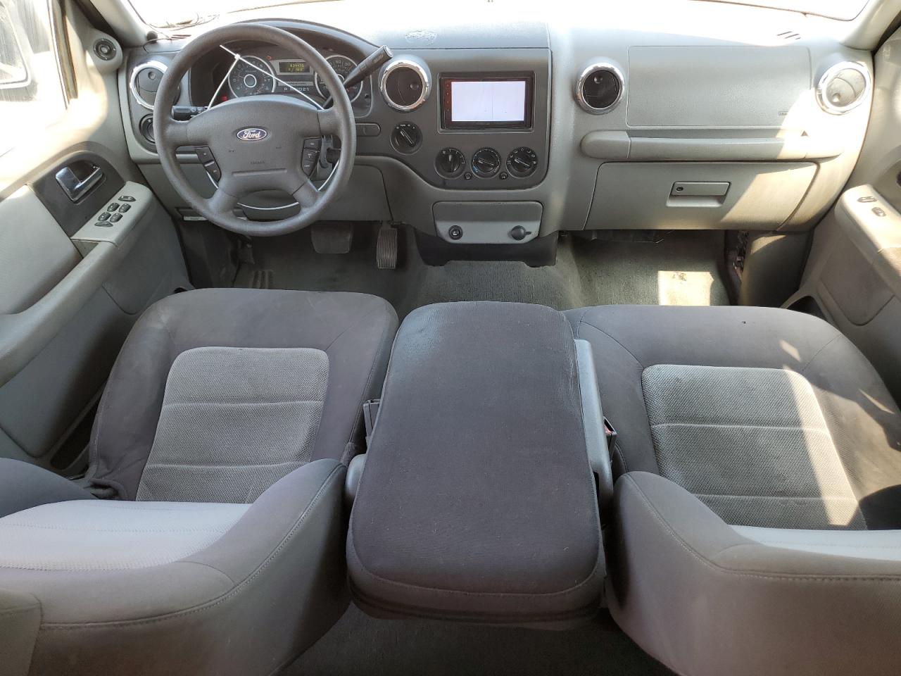 2005 Ford Expedition Xlt VIN: 1FMPU16545LA89665 Lot: 65351084