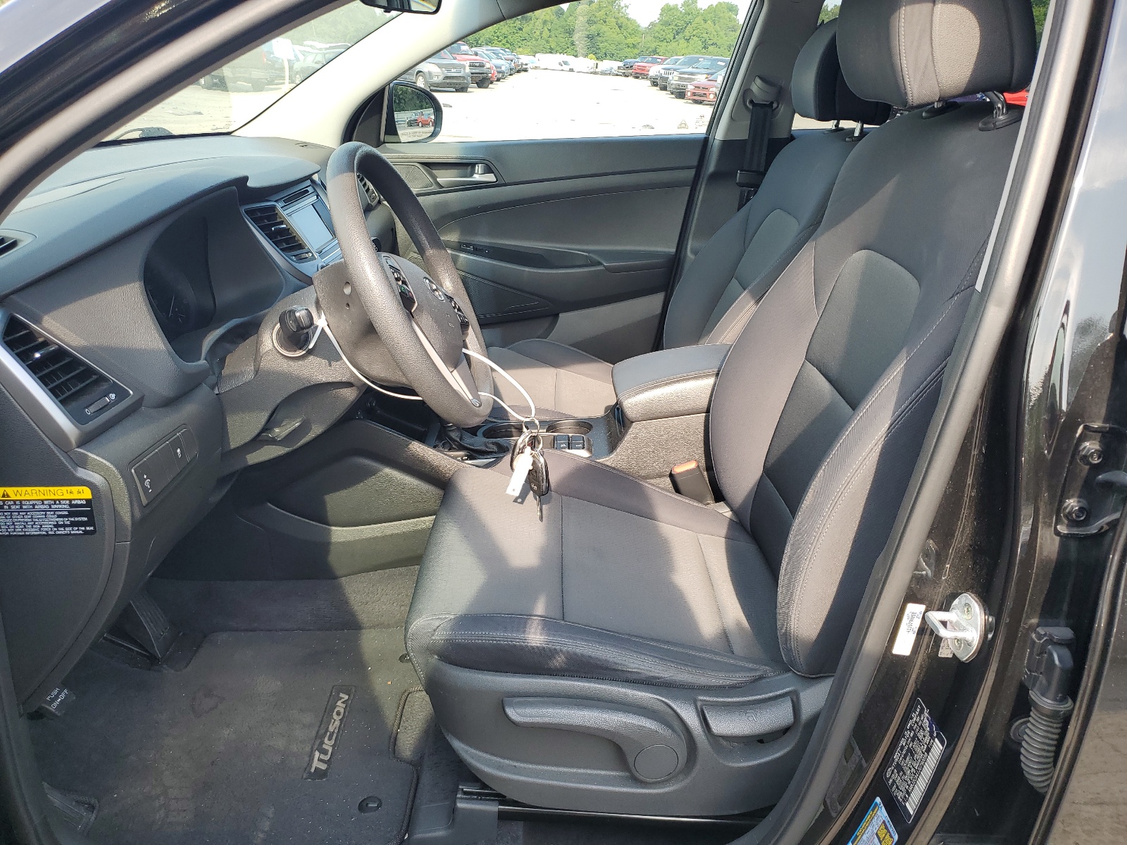 KM8J2CA41JU790058 2018 Hyundai Tucson Se