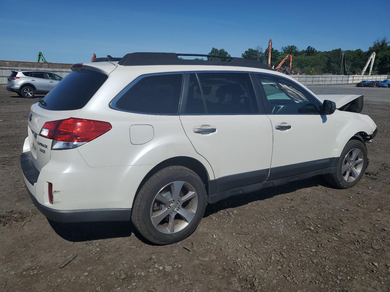 4S4BRBPC5E3256405 2014 Subaru Outback 2.5I Limited