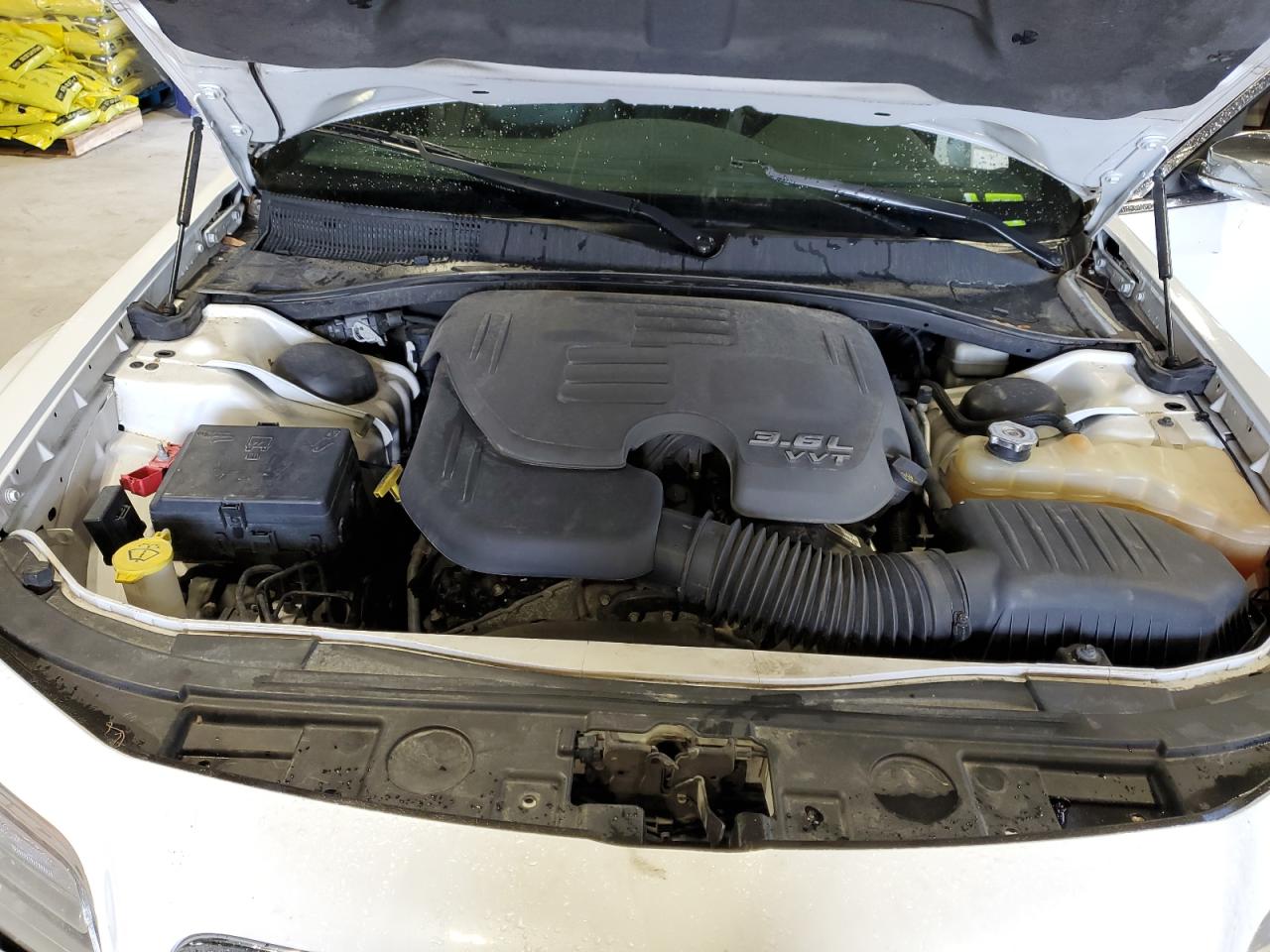 2012 Chrysler 300 Limited VIN: 2C3CCAHG4CH217146 Lot: 62389964