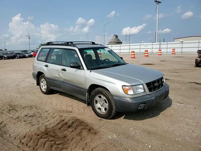 2000 Subaru Forester L VIN: JF1SF6353YH700020 Lot: 64268934