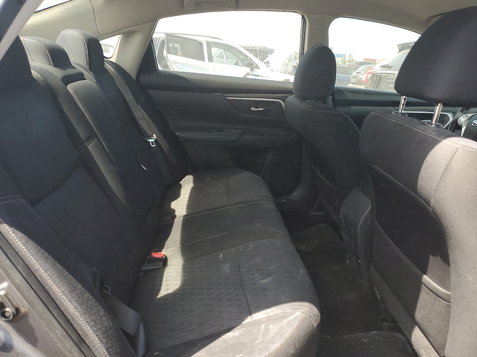 2017 Nissan Altima 2.5 vin: 1N4AL3AP5HC272830