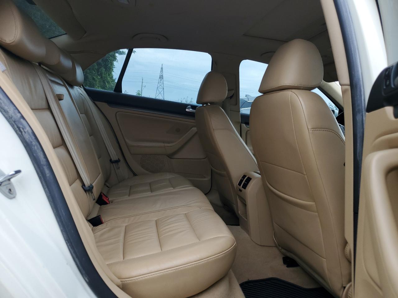 2008 Volkswagen Jetta Wolfsburg VIN: 3VWRJ81K98M015170 Lot: 61392294