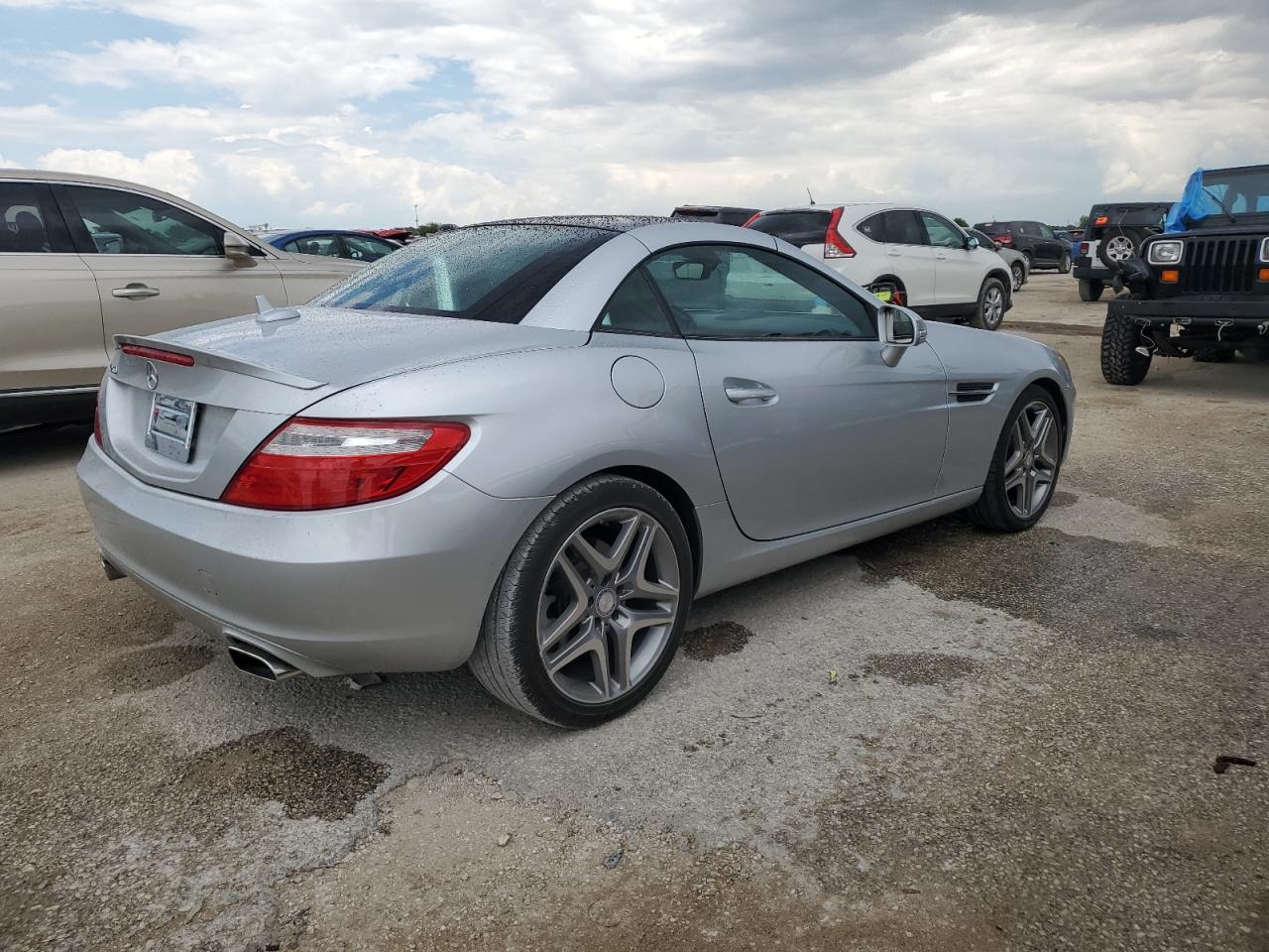 2015 Mercedes-Benz Slk 250 VIN: WDDPK4HA2FF098263 Lot: 63689264