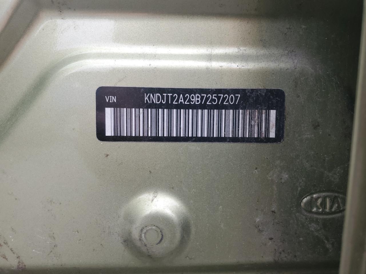 2011 Kia Soul + VIN: KNDJT2A29B7257207 Lot: 64055204