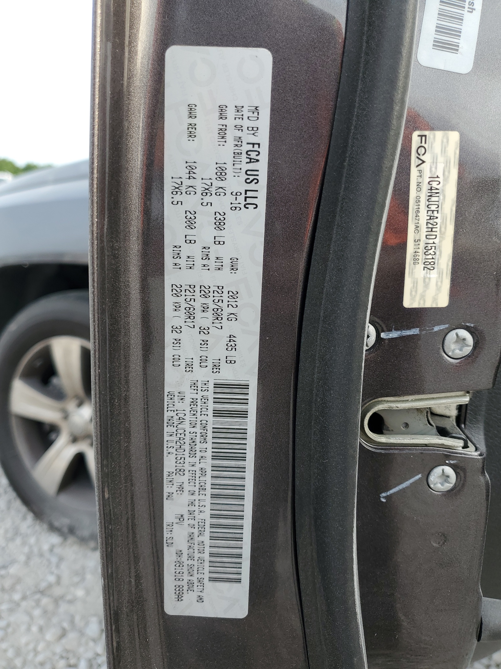 1C4NJCEA2HD153182 2017 Jeep Compass Latitude