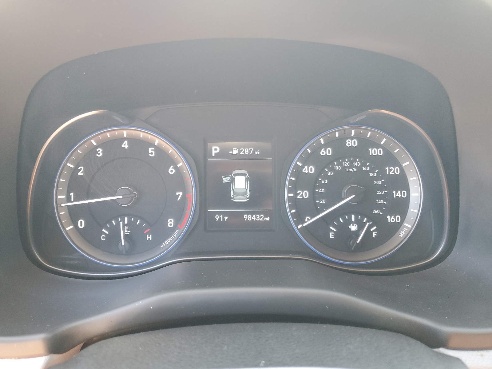 KM8K22AA2JU145942 2018 Hyundai Kona Sel