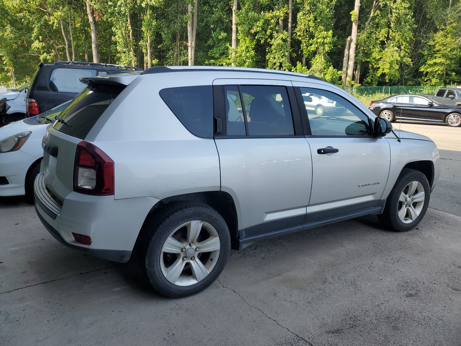 2014 Jeep Compass Sport vin: 1C4NJDBB1ED623085