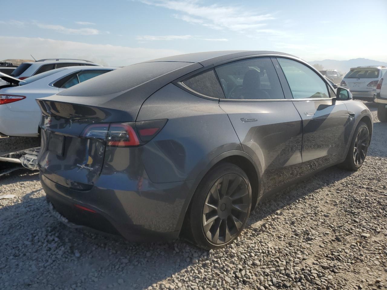 5YJYGDEE3MF075535 2021 Tesla Model Y