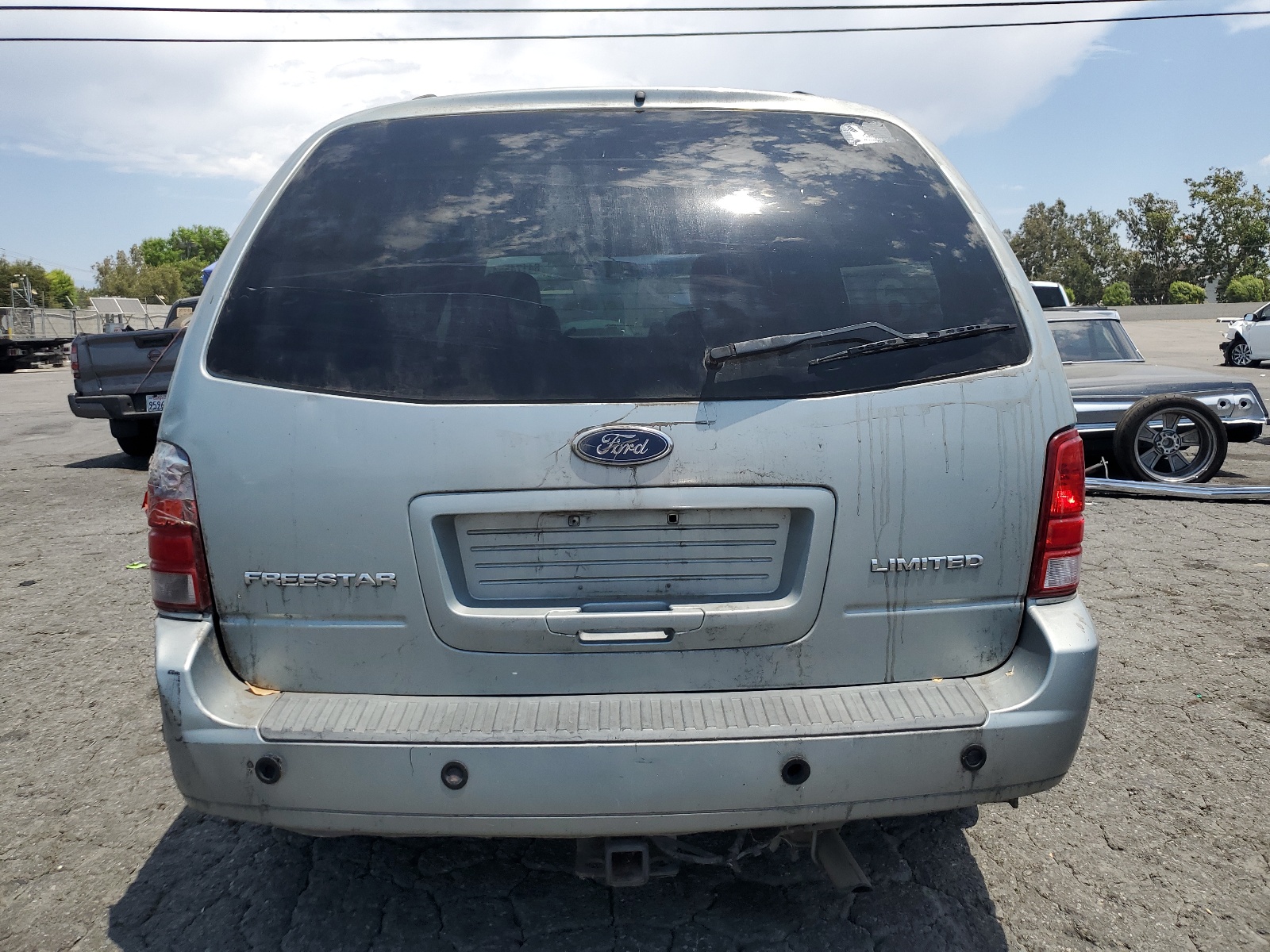 2FMDA58236BA25138 2006 Ford Freestar Limited
