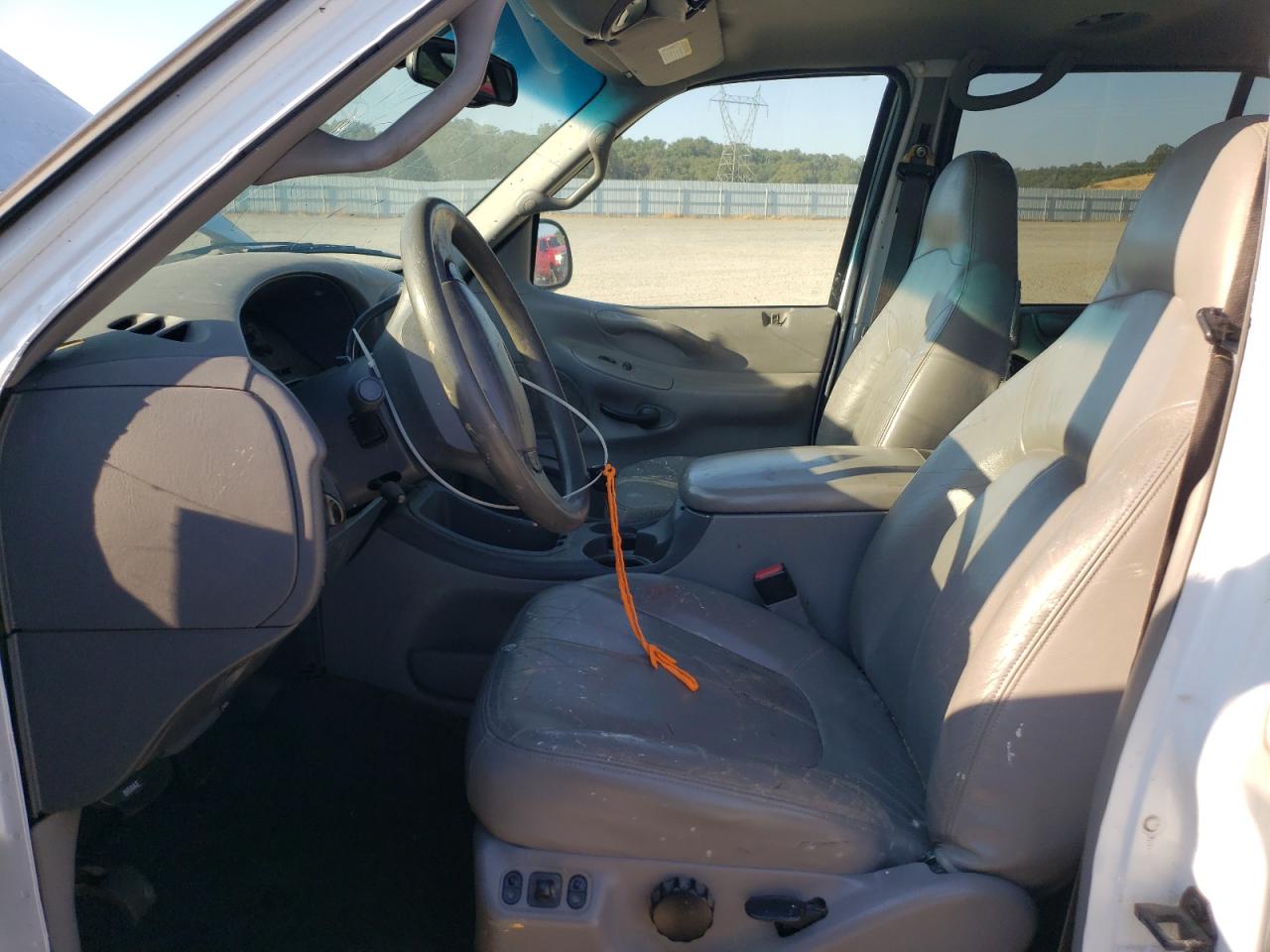 2001 Ford Expedition Xlt VIN: 1FMPU16L61LB17961 Lot: 62493374