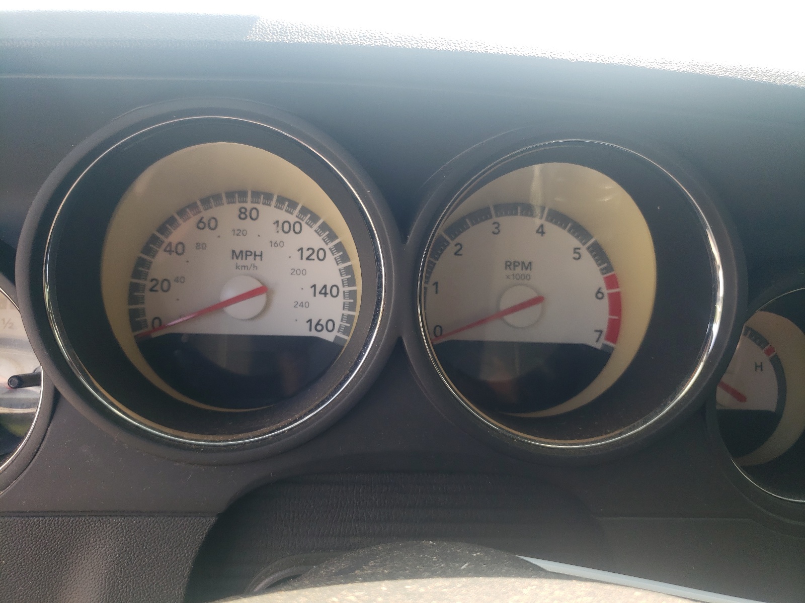 2B3CJ5DT0AH102828 2010 Dodge Challenger R/T