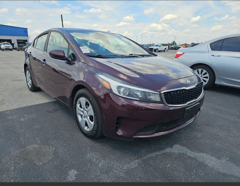 2017 Kia Forte Lx vin: 3KPFK4A78HE065009