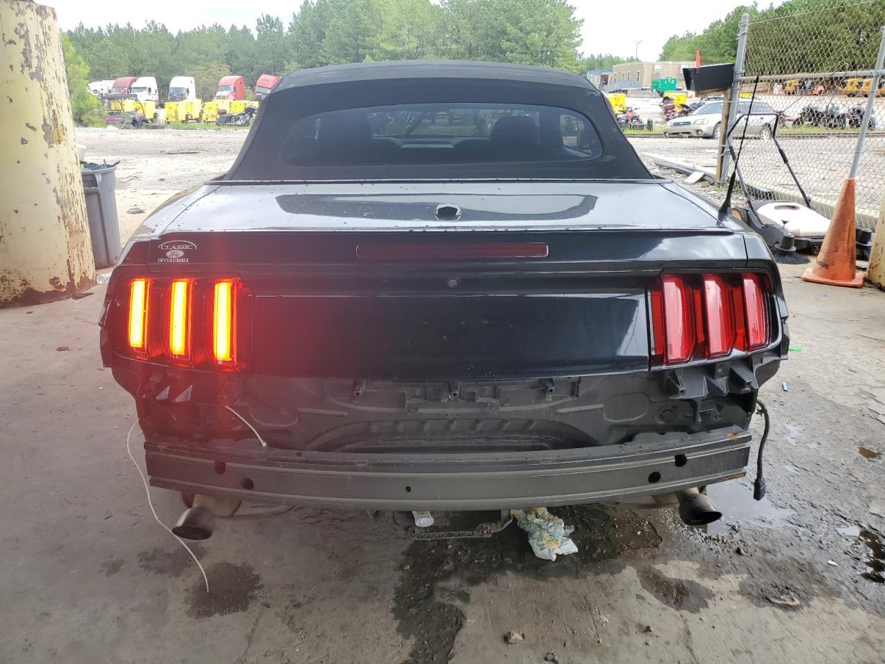 1FATP8UH6G5280887 2016 Ford Mustang