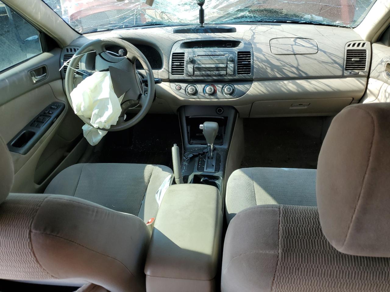 2005 Toyota Camry Le VIN: 4T1BE30K25U100075 Lot: 64517854