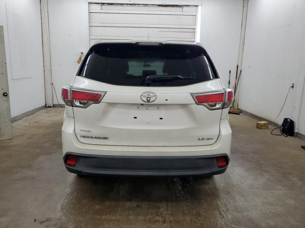 2014 Toyota Highlander Le VIN: 5TDBKRFH3ES004715 Lot: 64502164