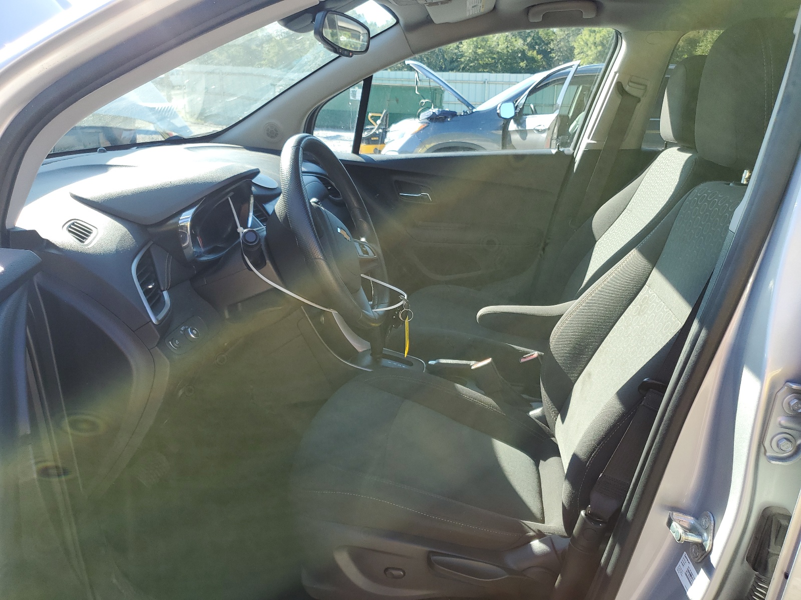 3GNCJKSB4LL213584 2020 Chevrolet Trax Ls