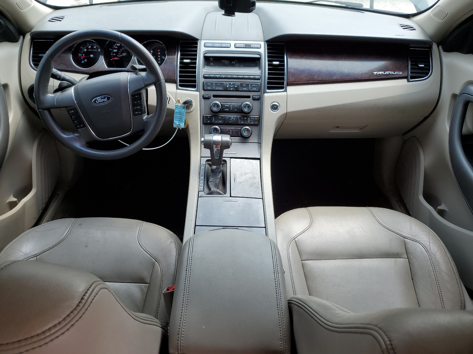 1FAHP2HWXBG117412 2011 Ford Taurus Sel