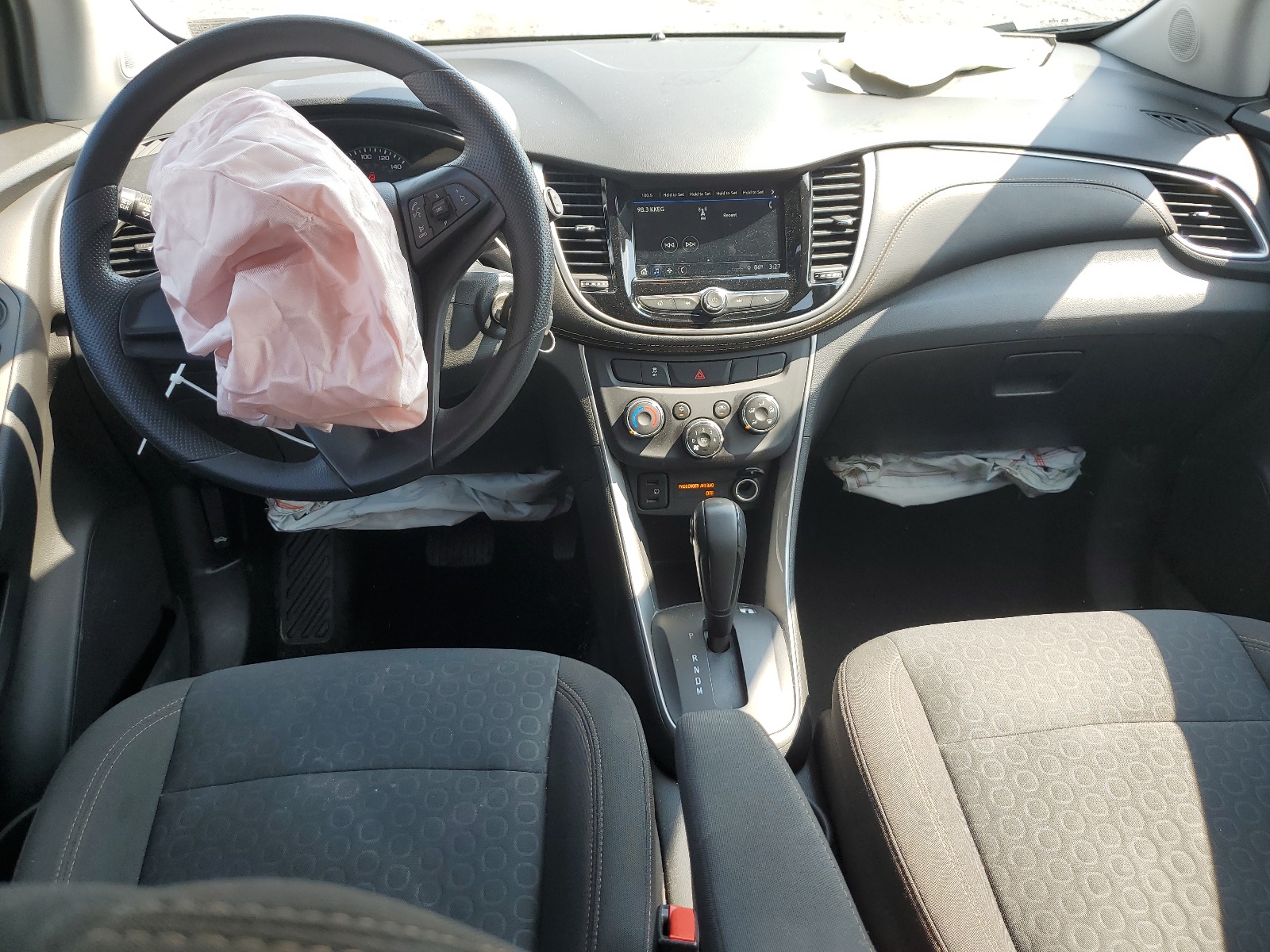 KL7CJNSB3JB599307 2018 Chevrolet Trax Ls