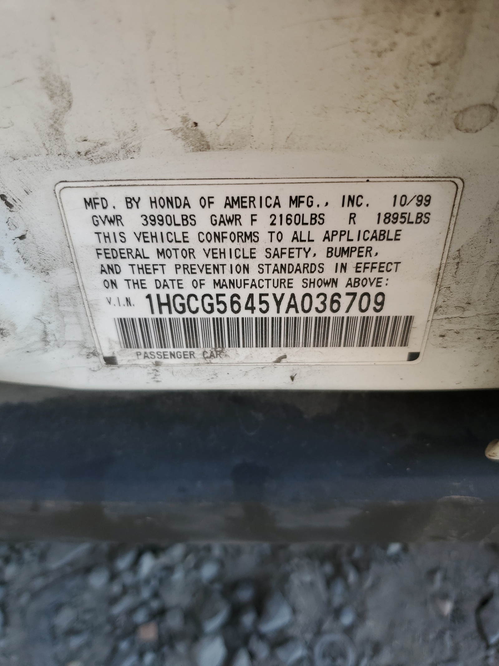 1HGCG5645YA036709 2000 Honda Accord Lx