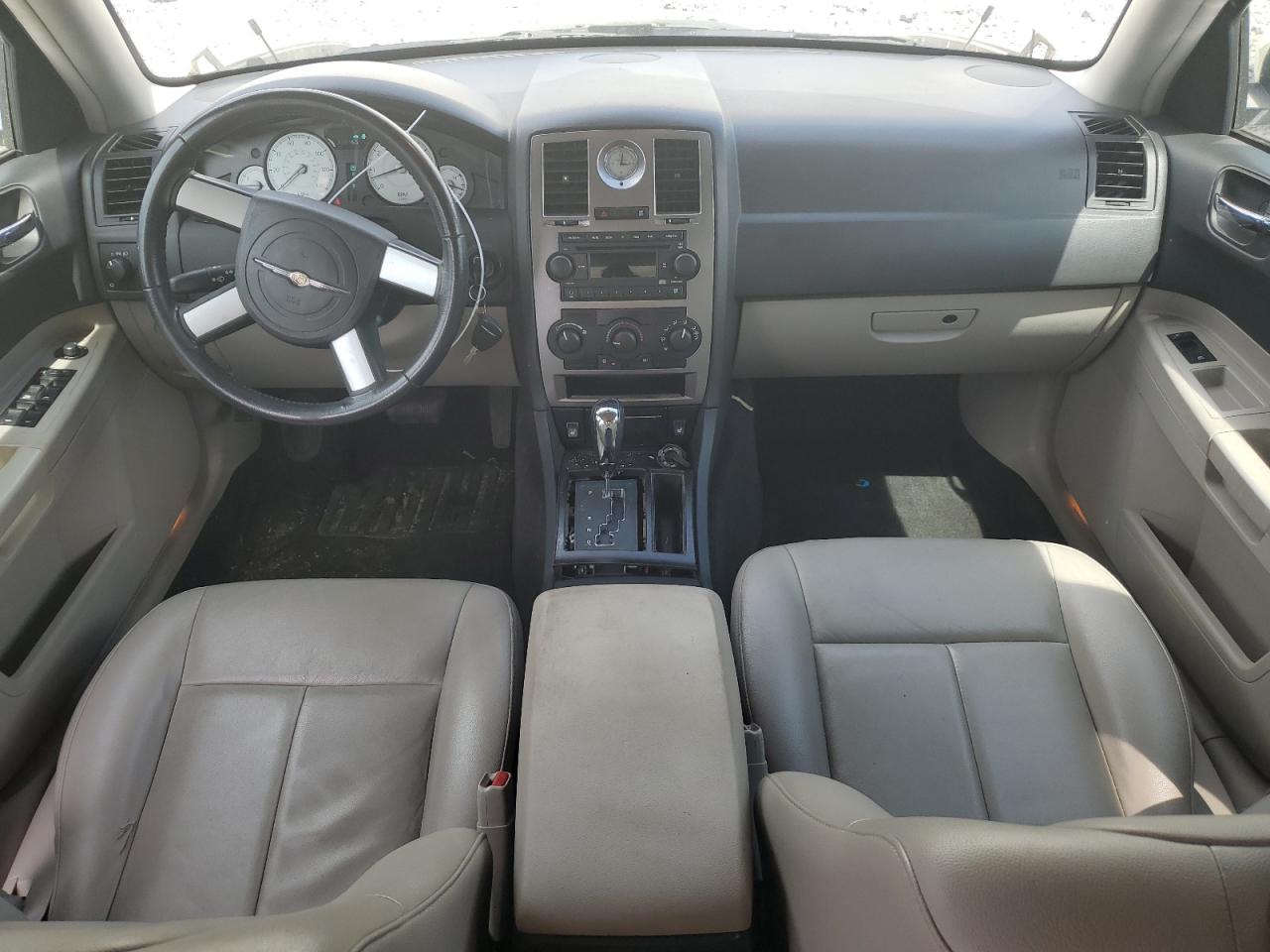 2006 Chrysler 300 Touring VIN: 2C3KA53GX6H257980 Lot: 63701384