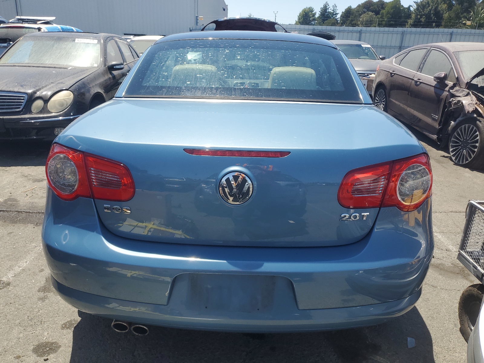 WVWBA7AH2AV014392 2010 Volkswagen Eos Turbo